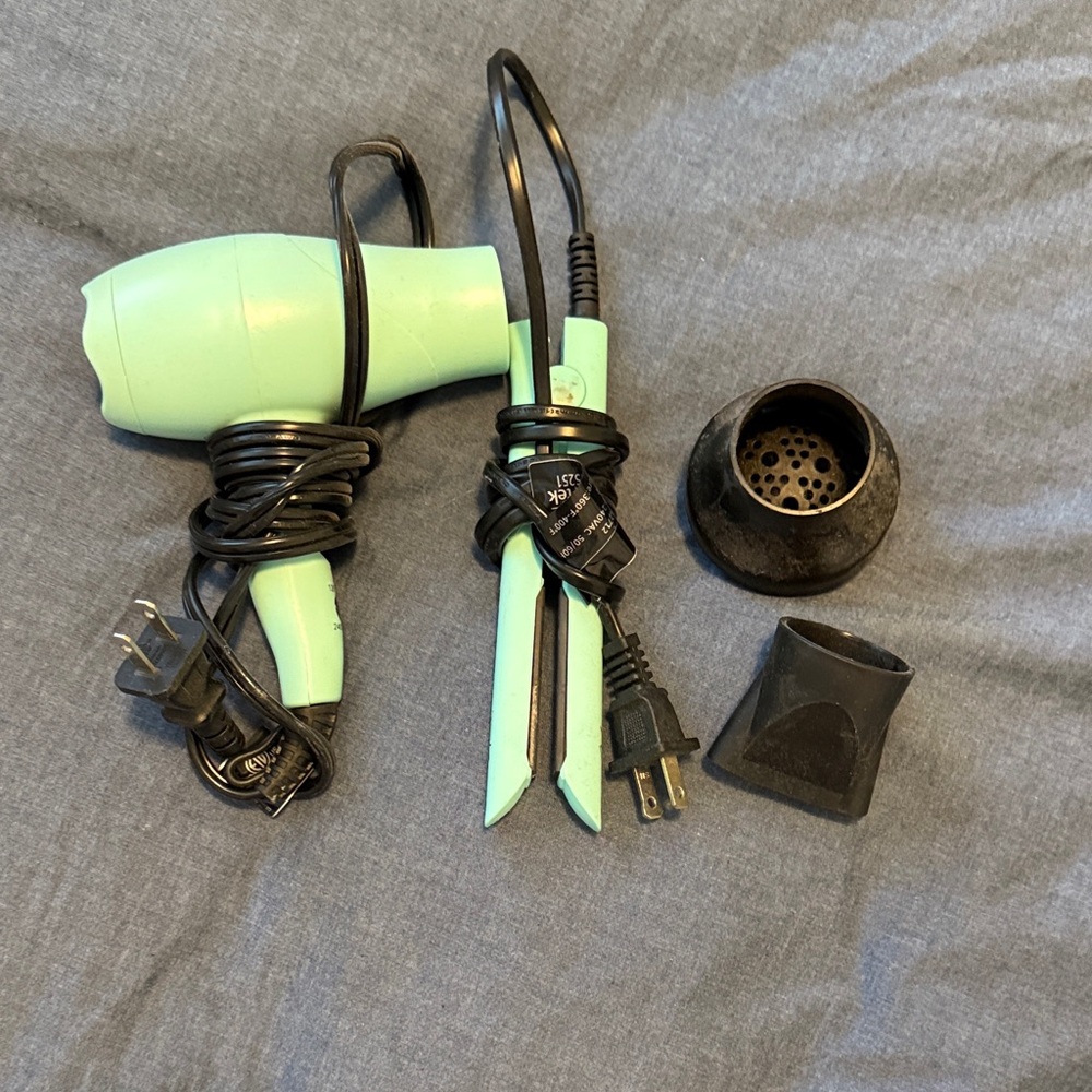 Mint Green Hair Styling Tool Set